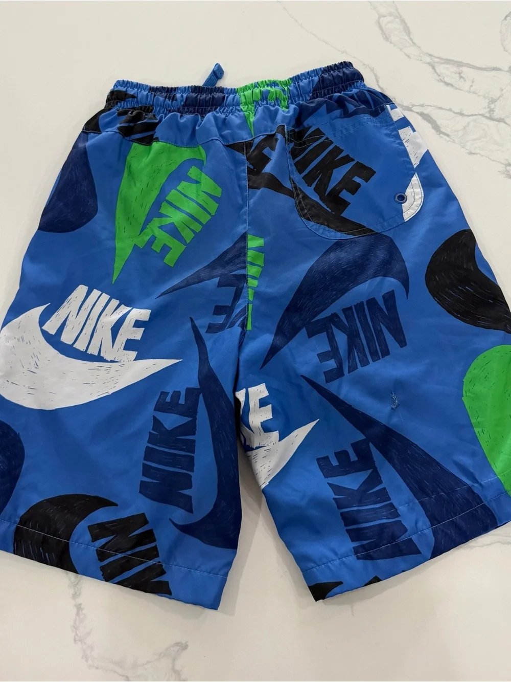 Nike Boys Swim Trunks Size Medium Blue Green Graphic All Over Logo Print Lined